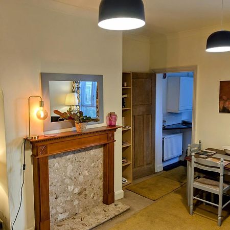 Apartment With Outside Patio And Car Space Durham Eksteriør billede